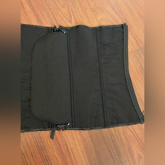 Black ruffle side zip Corset Sz L brocade fabric goth Halloween - Picture 10 of 10